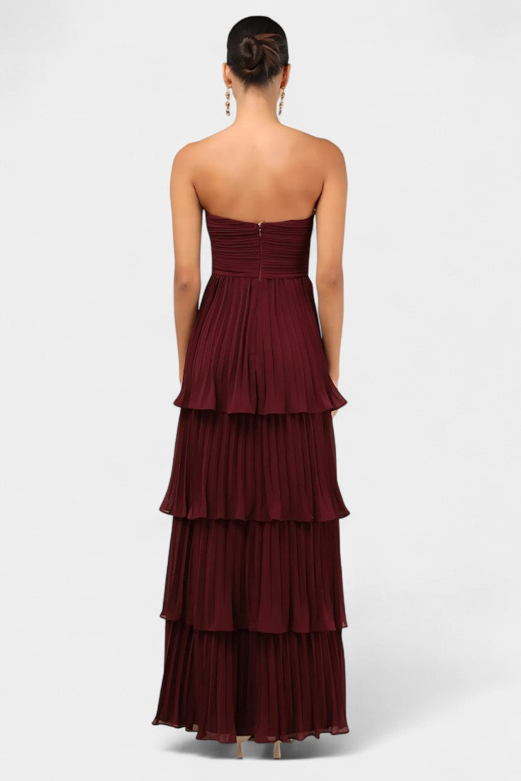 June Vestido de Volantes con Escote Corazón y Silueta en Capas