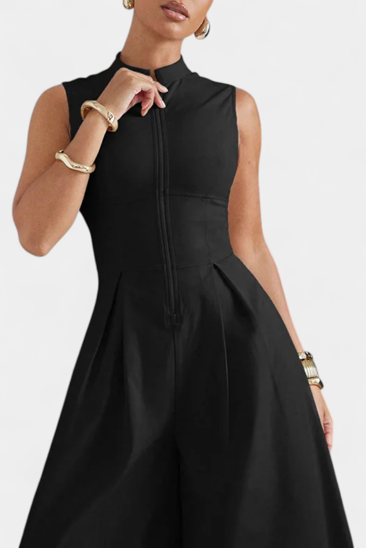 Blanca Mono Sin Mangas de Pierna Ancha con Pliegues y Cuello Redondo