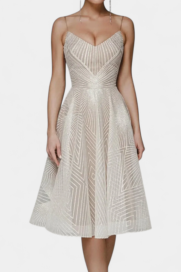 Everleigh Vestido Largo con Bordados y Corte en A