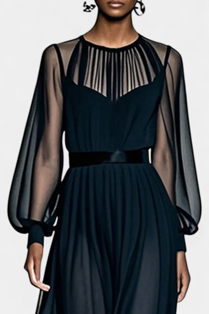 Aurelia Vestido Maxi de Gasa Plisada con Transparencias