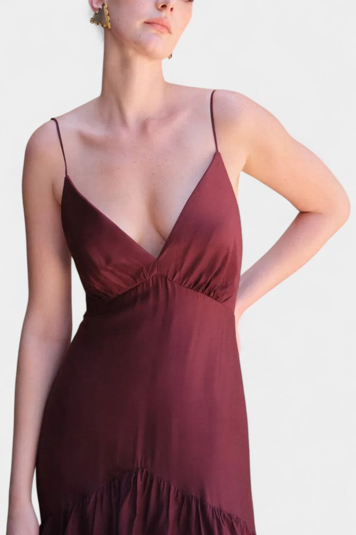 Atlana Vestido Maxi Burdeos con Volantes en Capas