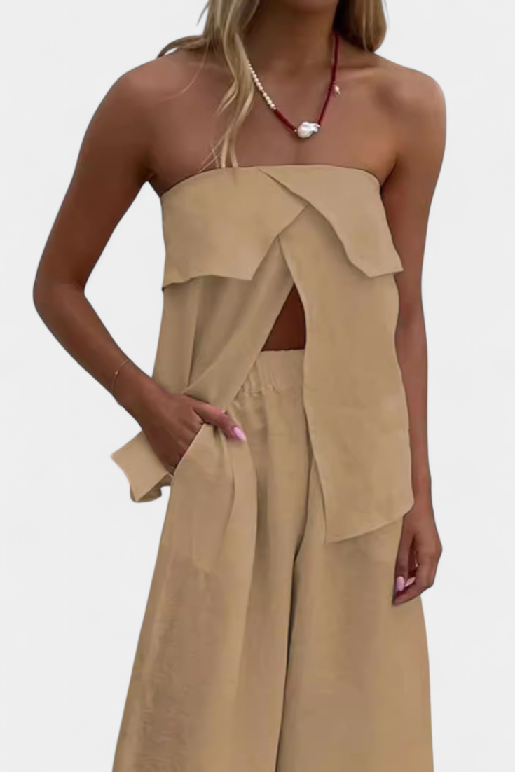 Oriana Conjunto Strapless con Falda de Abertura en Color Liso