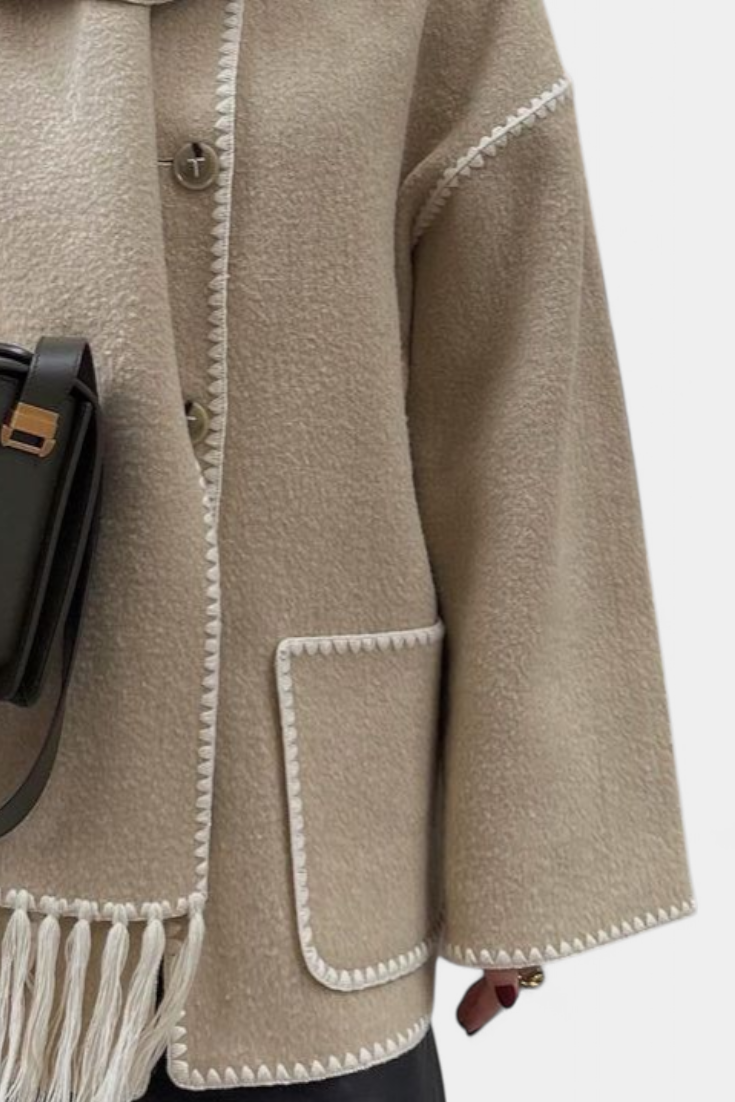 Pauline Abrigo de Corte Suelto con Bufanda de Flecos Incorporada