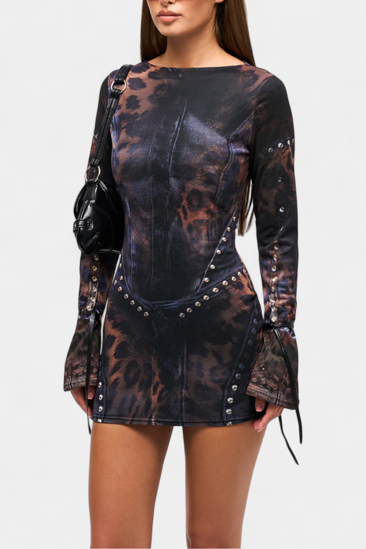 Tabea Vestido Mini con Manga Acampanada y Estampado de Ilusión