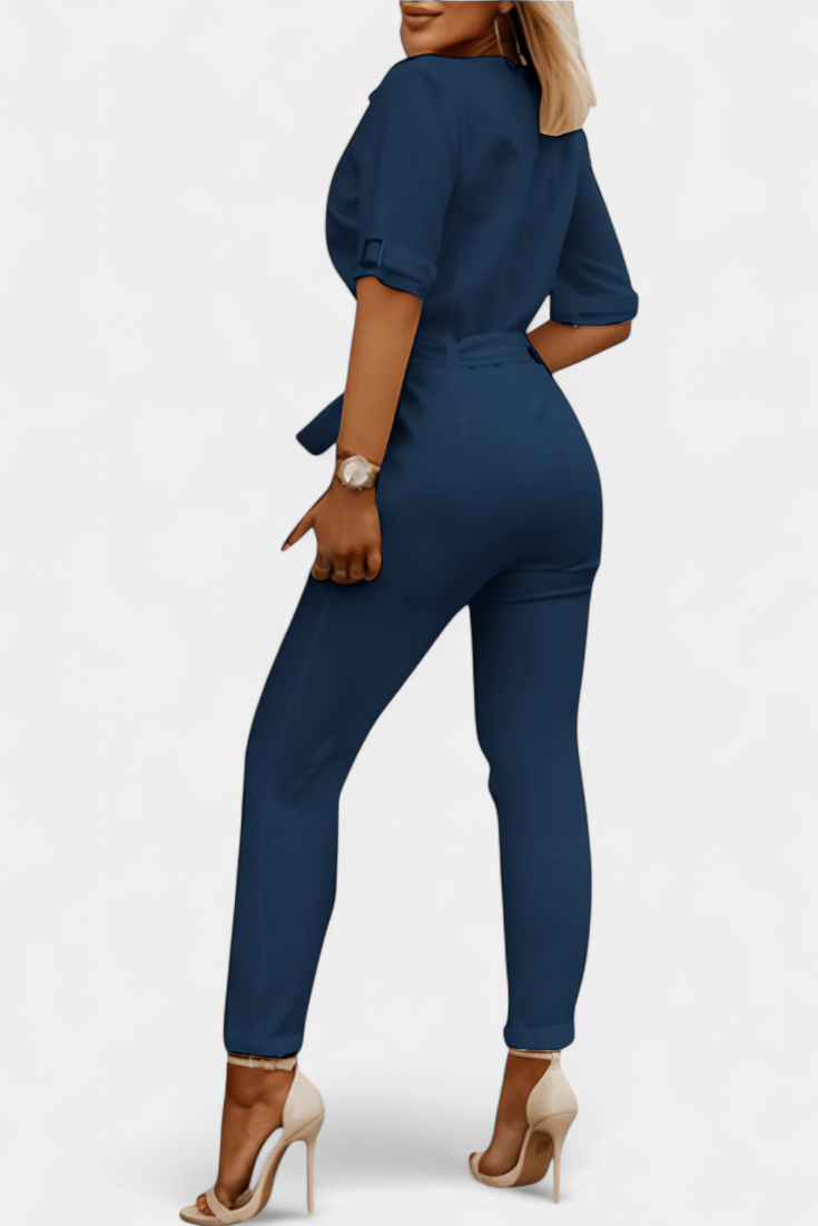 Vivienne Mono con Elegancia Sin Esfuerzo