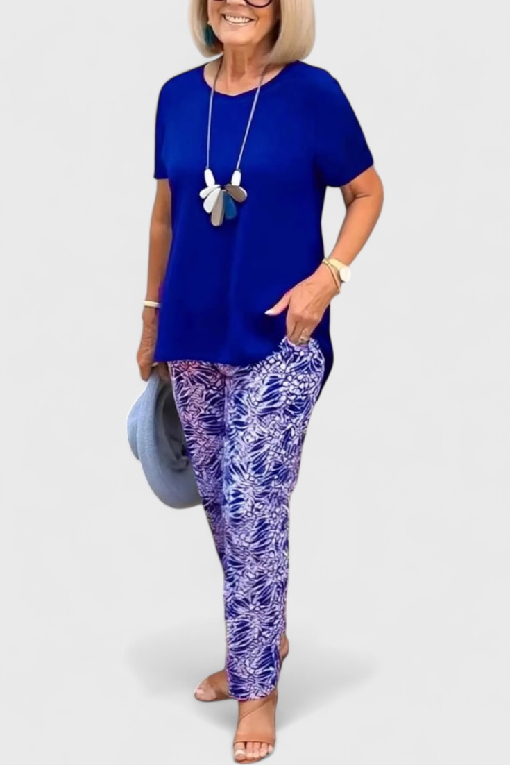 Candelaria Conjunto Elegante de Dos Piezas con Corte Estructurado